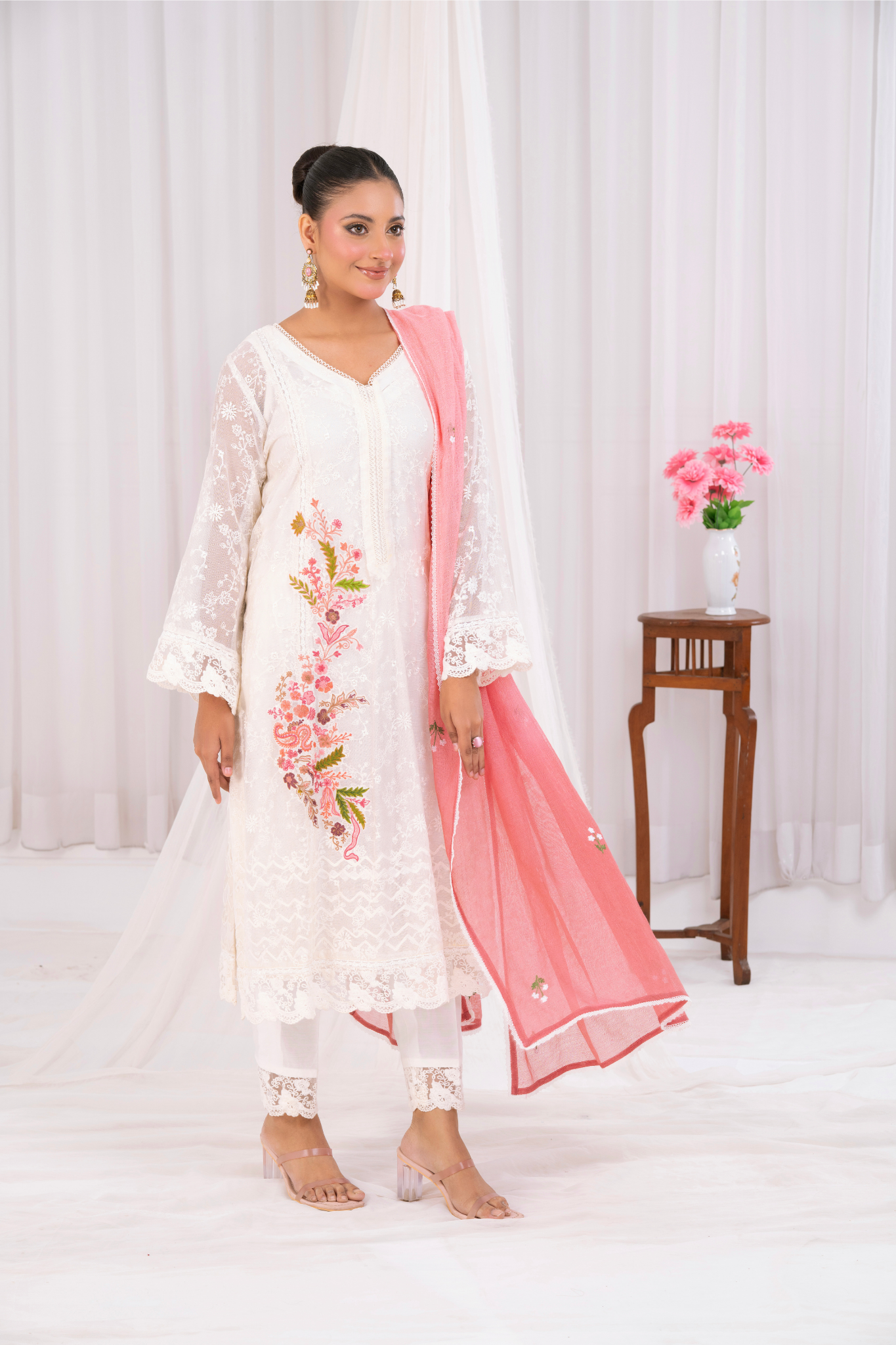White Teal Net with Peach Motif