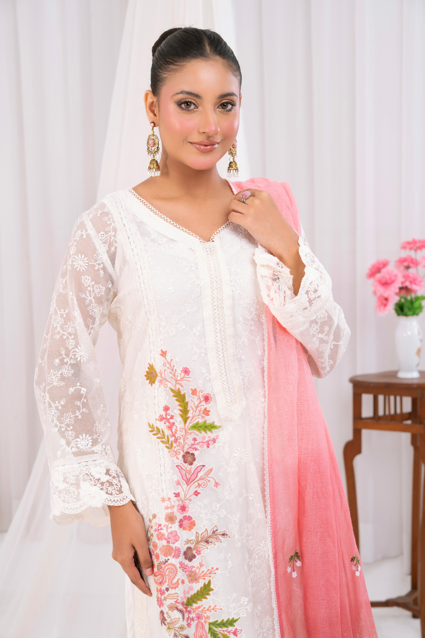 White Teal Net with Peach Motif