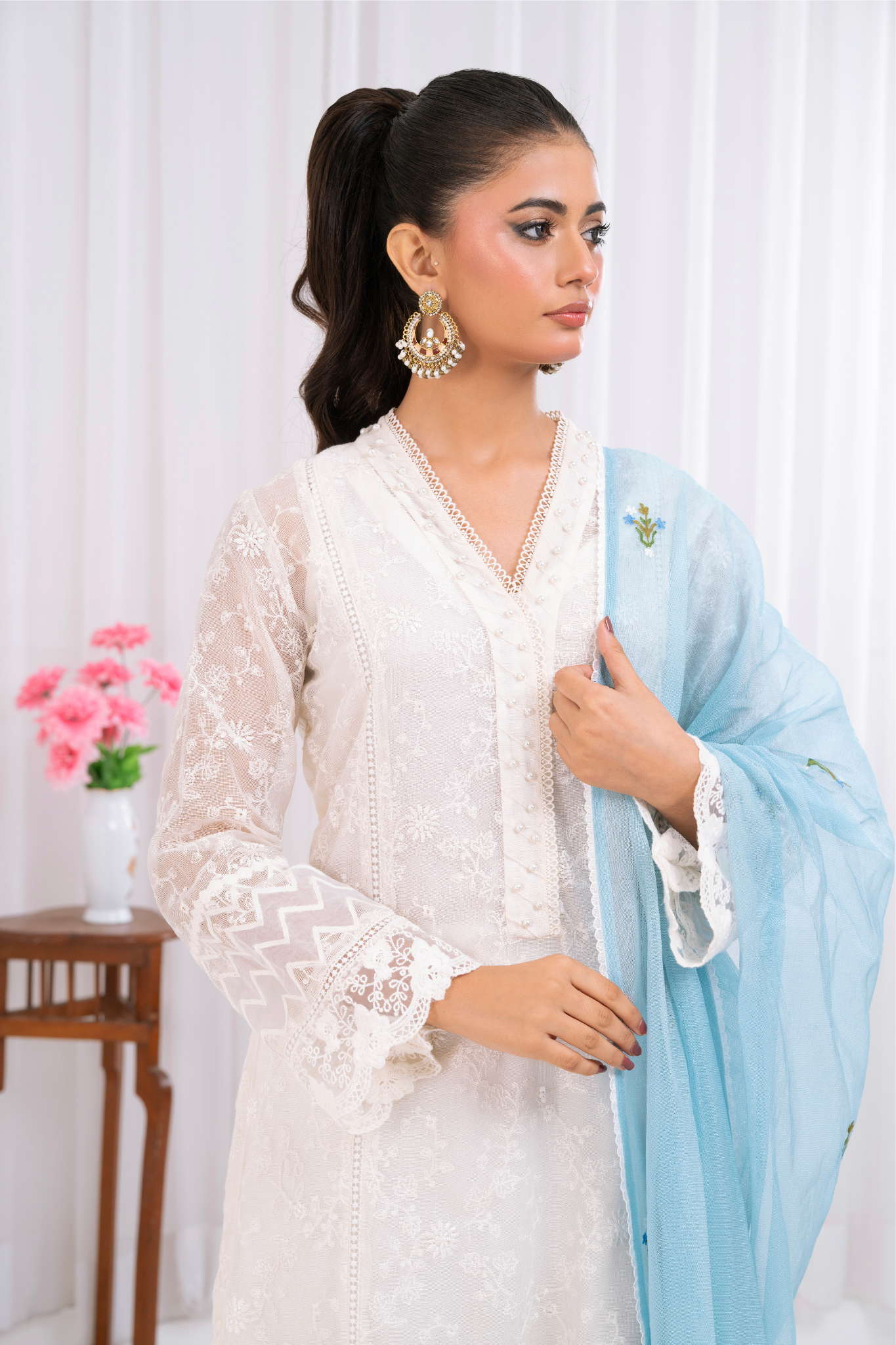 White Teal Net with Blue Motif