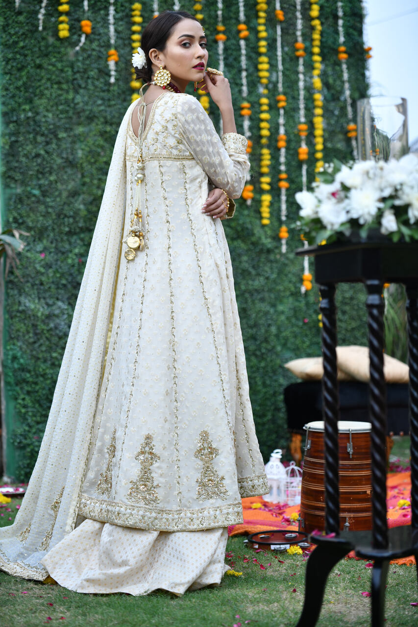 White and Gold Peshwas