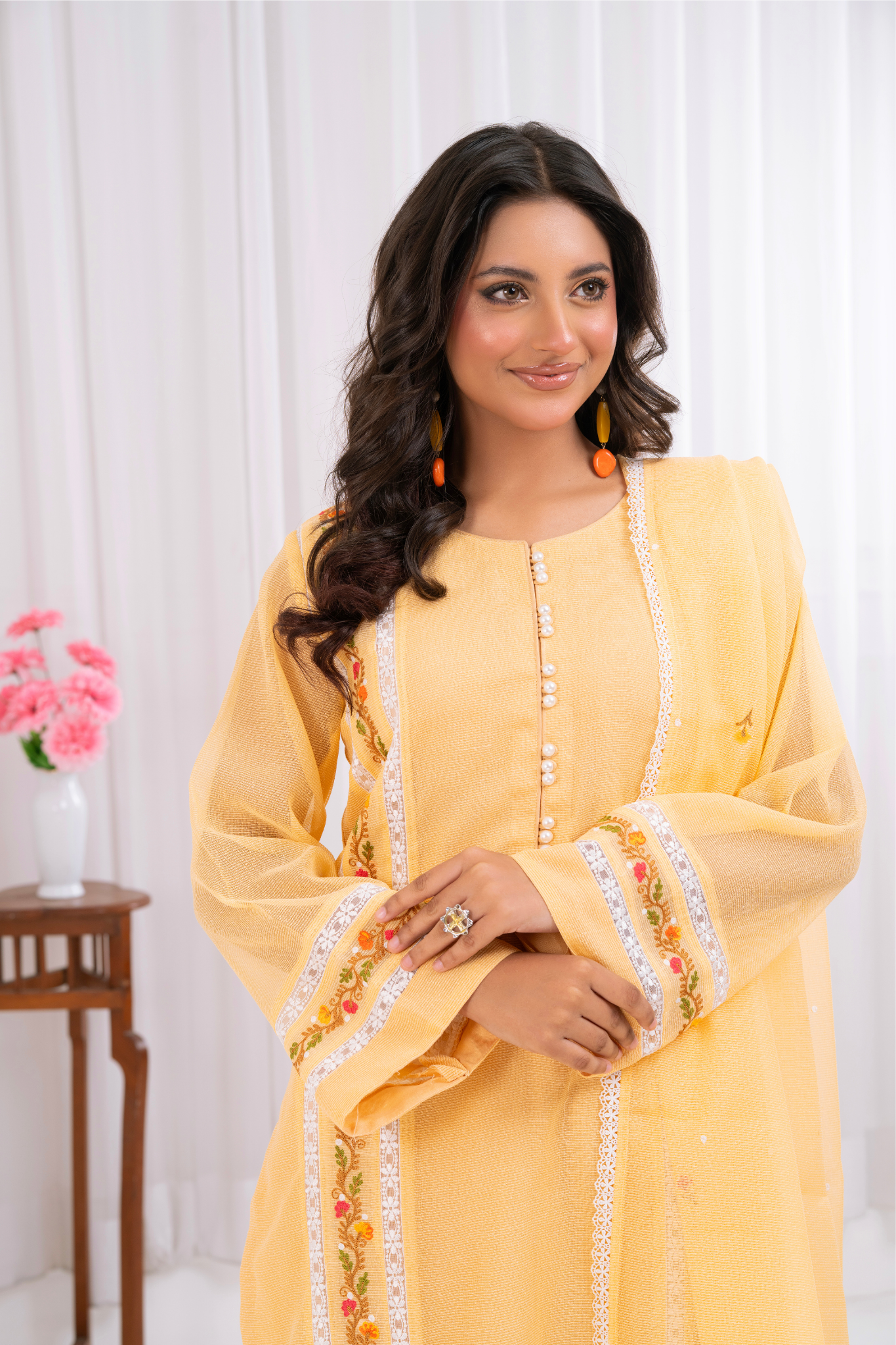 Yellow khaddi net