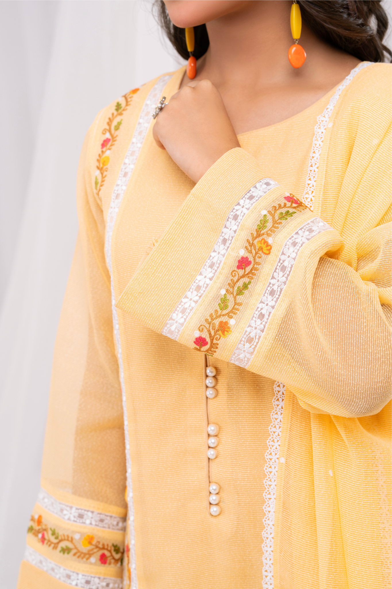 Yellow khaddi net