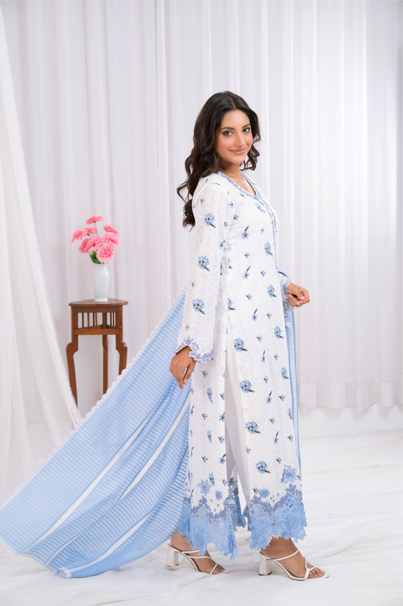 White Chicken with Blue Lace