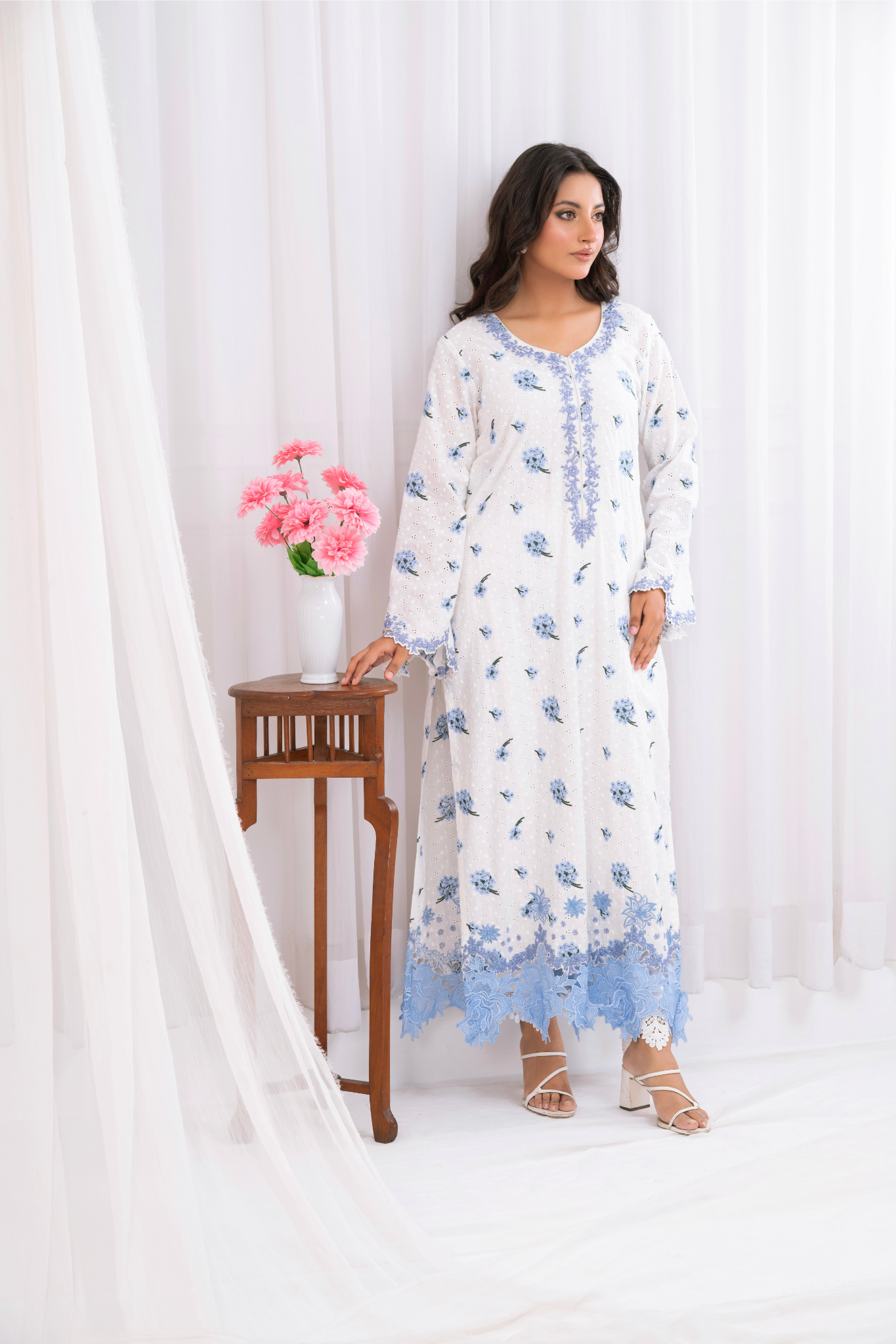 White Chicken with Blue Lace